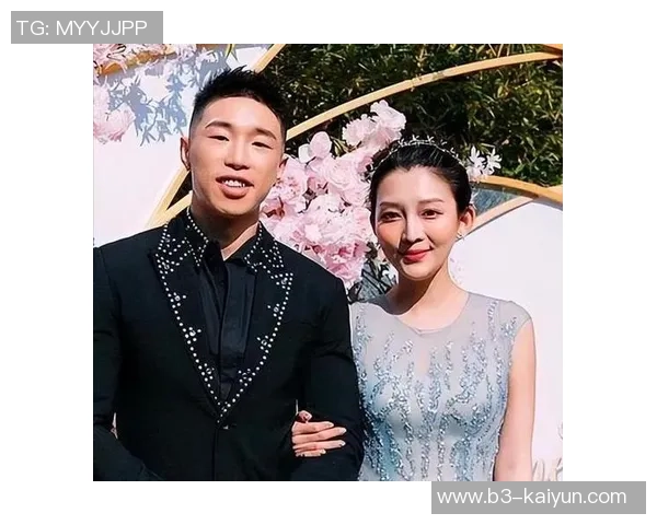 德云社副总烧饼现状:已成功挤进上流社会,打高尔夫、走世界范 德云社副总烧饼现状:已成功挤进上流社会,打高尔夫、走世界范